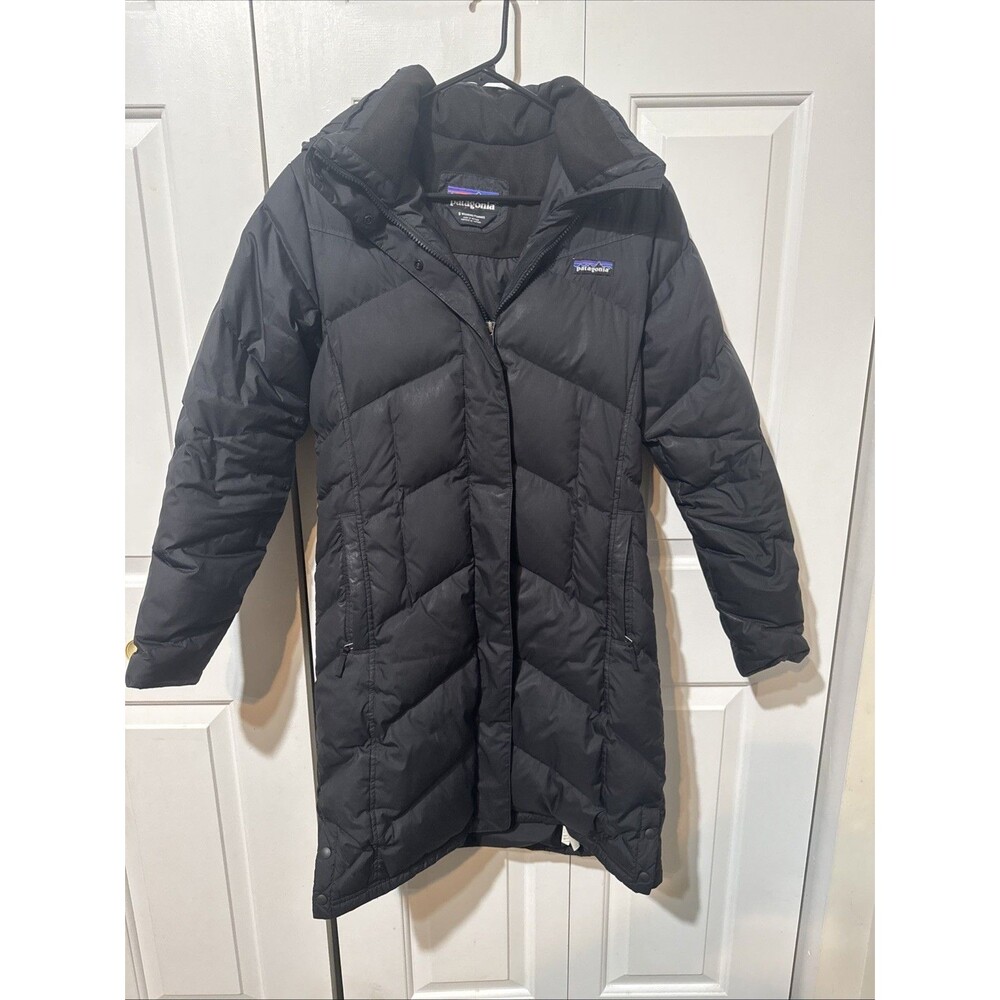 Patagonia Women's Goose Down Long Quilted Black Puffer Coat Size S